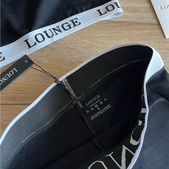 ❌SOLD❌ LOUNGE Bralette & Leggings Set - Picture 7 of 11